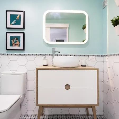 Home2book Vintage American Deluxe La Laguna Apartment *